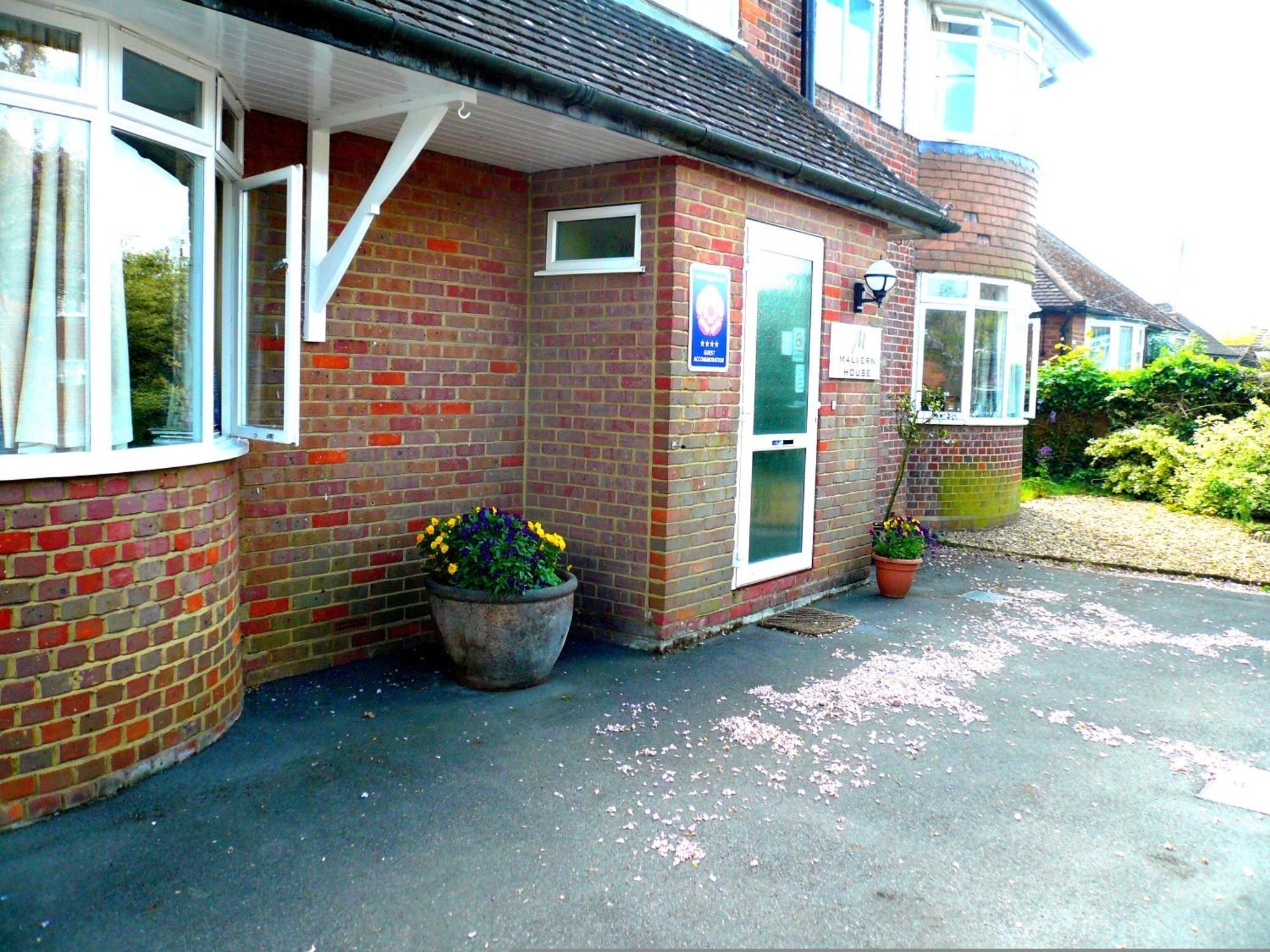 Malvern House High Wycombe Exterior foto